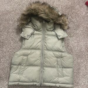 American Eagle Vest